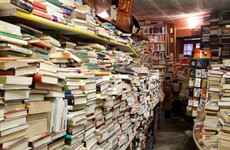 Colombian bin man finds book in garbage. 20 years on, he has library with 25,000 discarded books
