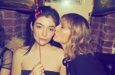 Lorde has apologised for a 'really insensitive' comment about Taylor Swift's friendship... it's the Dredge