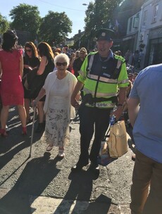 The stars of this heartwarming viral photo from the weekend were reunited on Liveline today