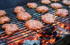 Half of Irish people will eat an undercooked burger - but it can cause food poisoning