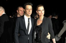 Kate Moss marries Jamie Hince