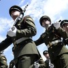 'Medals don't feed families': Report says poor pay and conditions causing exodus in Defence Forces