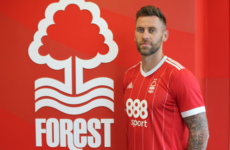 Irish striker Murphy joins Nottingham Forrest