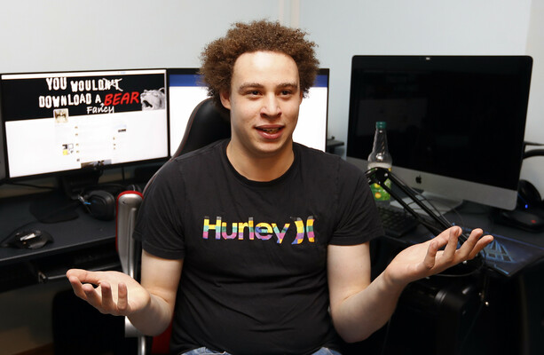 'Hero' British hacker arrested in US on charges of creating software to ...