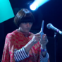 Noel Gallagher's band contains a woman who plays... the scissors