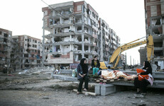 Survivors of Iran quake that killed more than 400 spend second night in the open air