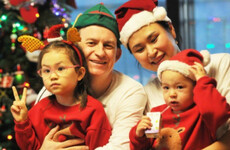 The man from *that* BBC interview shared a lovely family Christmas message and the photo is just the best