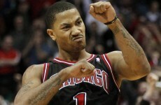 Derrick Rose hit this sick buzzer beater last night