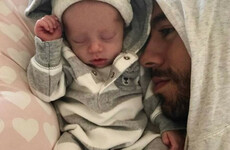 Enrique Iglesias has introduced his twins to the world ... it's the Dredge