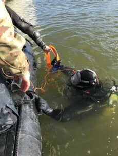 Flights resume at London City Airport after WWII bomb removed