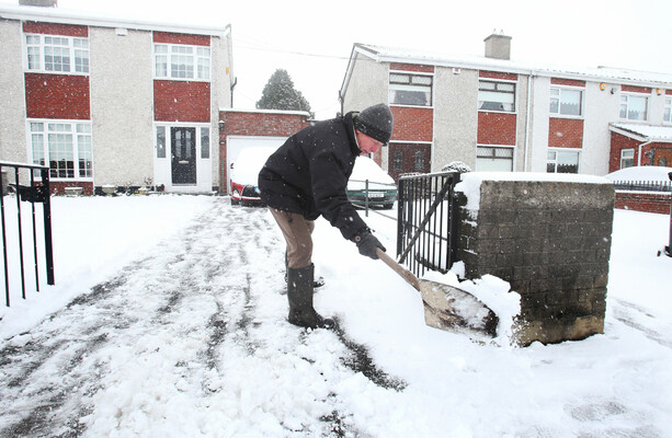 Tesco store snow shovel