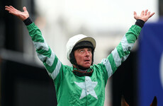 Six Irish winners as favourites dominate again on day two at Cheltenham