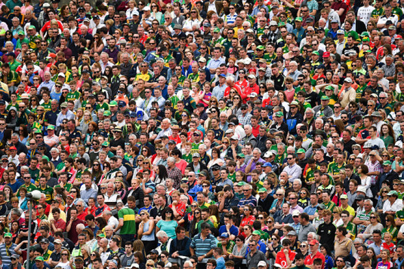 How many people. Ireland people crowd. Too many people.