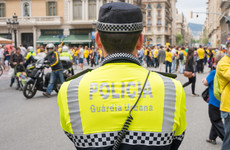 Spanish police busts gang that trafficks Chinese migrants to Britain and Ireland for €20,000 per person