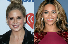 Sarah Michelle Gellar has admitted to biting Beyoncé - sort of