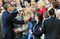 Obama surprises student with sign language