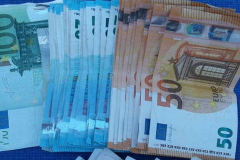 Over €28,000 in cash was seized during the raids