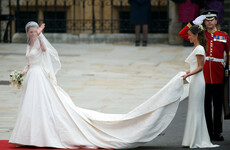 Flying wedding veils are the latest trend in China and they're as batshit as you'd think