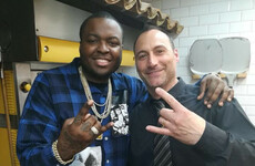 Sean Kingston was just chilling in a pizzeria in Celbridge last night