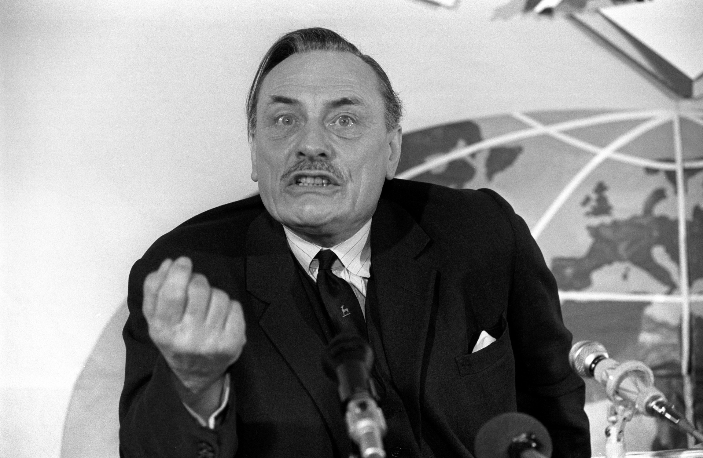 BBC Defends Plans To Broadcast Enoch Powell's Rivers Of Blood Speech ...