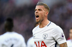 Tottenham boss Pochettino will meet with key defender to discuss future