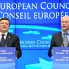 EU leaders back 'limited' treaty change