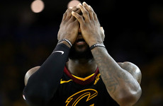 LeBron leaves news conference following Smith error questions