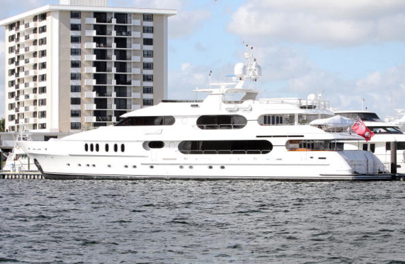 show me tiger woods yacht
