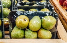 Minister calls on supermarkets to reduce the use of non-recyclable plastic packaging for fruit and veg