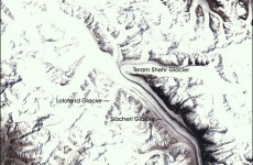 Avalanche buries 130 Pakistani soldiers - report