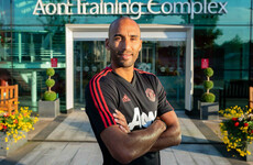 Man United announce the signing of 35-year-old goalkeeper Lee Grant from Stoke