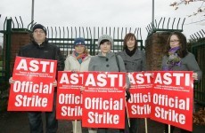 Teachers warn of strike ballots if allowances are cut