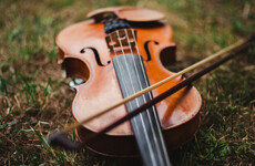 Tributes paid after death of renowned Donegal fiddler Tommy Peoples