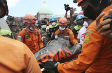 156,000 homeless as death toll in Indonesia quake rises to 131