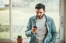 8 text messages that strike fear in the heart of any Irish person
