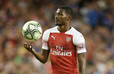 Arsenal midfielder suffers fracture to his leg