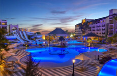 Thomas Cook removes Egypt hotel guests after UK couple dies