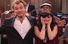 Ashlee Simpson just got very honest about that infamous (and mortifying) SNL performance