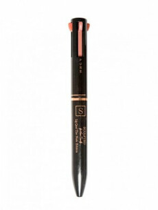 Is Aimee Connolly's new 4-in-1 lipliner really "the first of its kind for lips"? We investigate