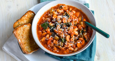 Slow-cook specials: 2 dinner ideas with maximum comfort for minimum effort