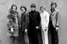 Bee Gee Robin Gibb wakes from coma