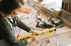 Trade union unanimously votes to launch campaign to get more women involved in apprenticeships