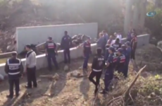 22 killed after vehicle carrying migrants plunges into river bed from highway in Turkey