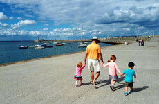 People on the Pier: Dún Laoghaire landmark remembered in new book