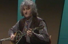 De Dannan co-founder and famed bouzouki player Alec Finn dies aged 74