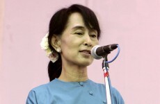 Suu Kyi to attend Burmese parliament after oath dispute resolved