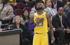 LeBron gets standing ovation on his return to Cleveland as Lakers beat Cavs