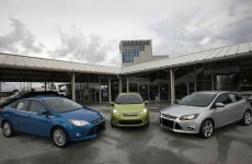 Motor industry calls for 'second numberplate' as sales plummet