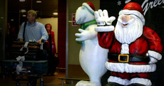'We met in the airport... on opposite sides of the glass': 7 Irish people share their most treasured Christmas stories