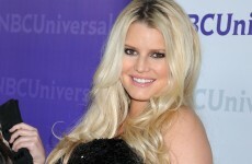Jessica Simpson gives birth to a baby girl